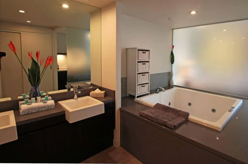 132 Temple Luxury Direct Studio Apartment Port Douglas